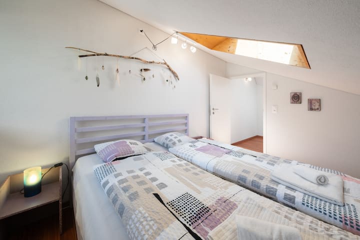 Spálňa č. 2 / tretie poschodie