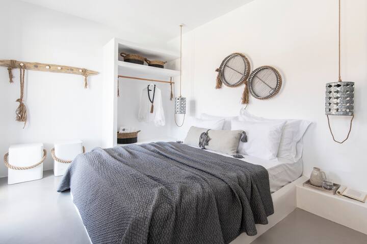 Nesea Sifnos – Villa Ioni gallery image 5