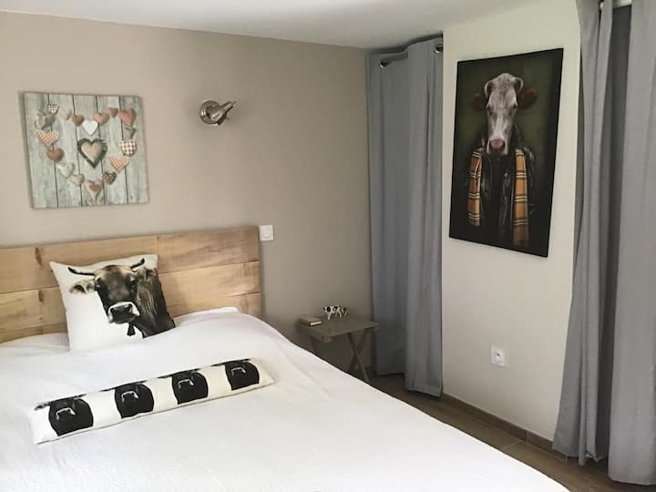 DECO Kravice u Etableu 
krevet (160)