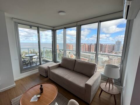 Top performing Airbnb: Comfortable apartment with a beautiful view in Municipio B