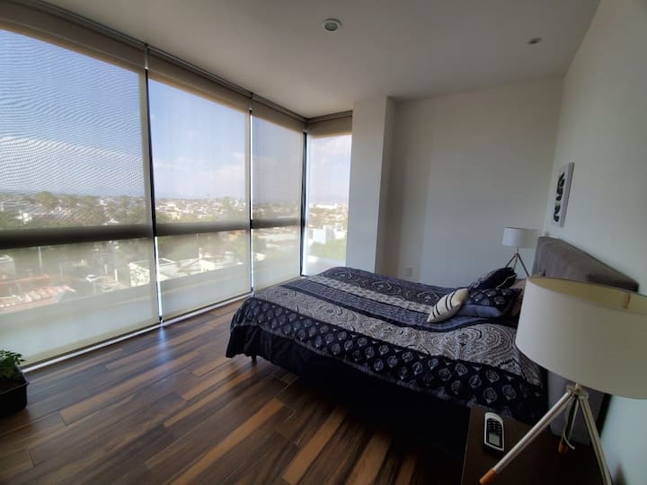 Apartment with amazing views in the heart of GDL Condominiums for