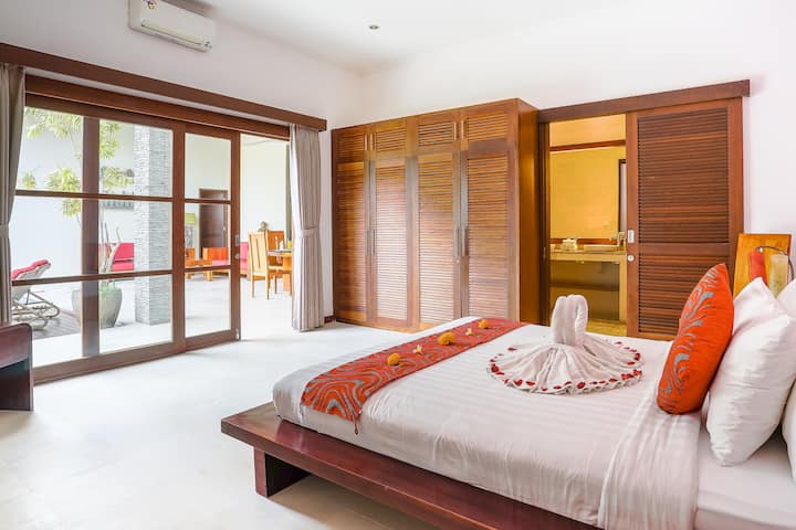 The third bedroom of Villa Suliac