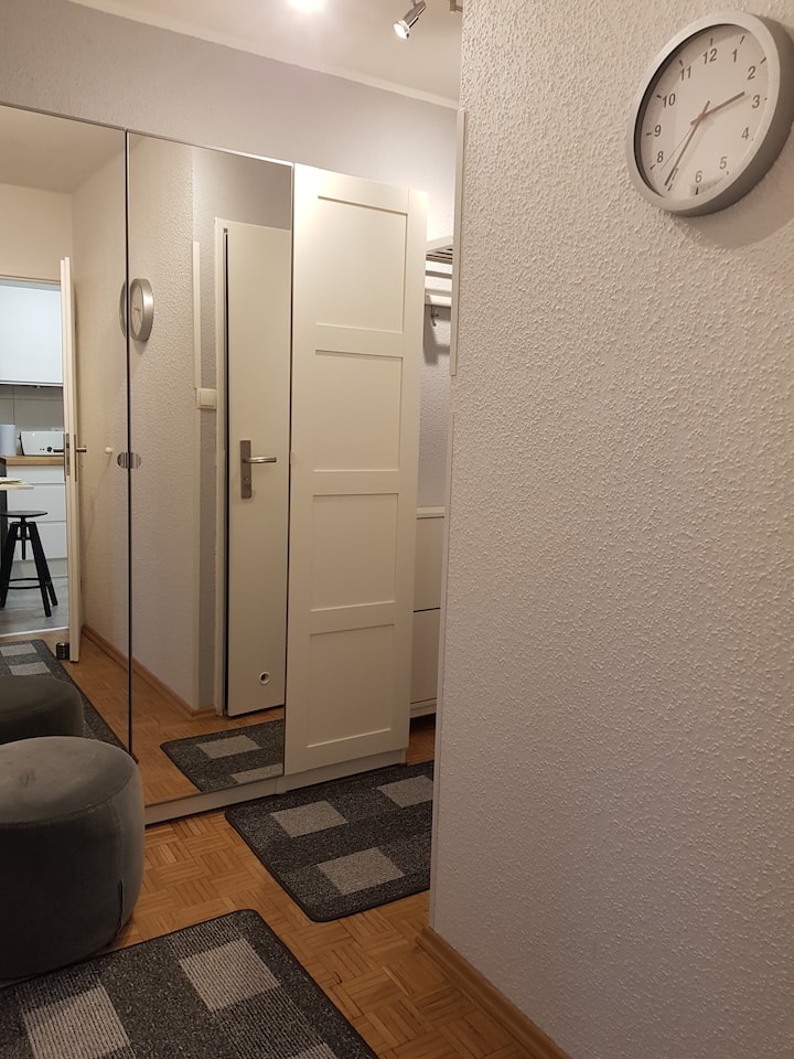 Dwupokojowe Mieszkanie Między Lotniskiem A Centrum - Warschau