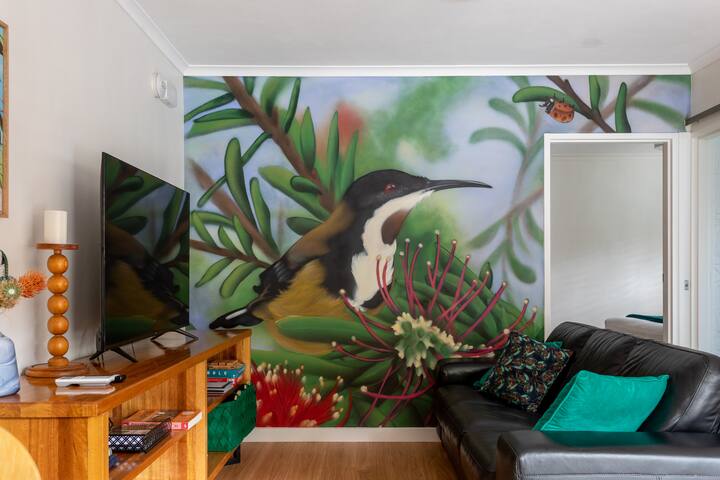 Next to the Gorge! Cataract Gorge Retreat 4bedroom gallery image 5