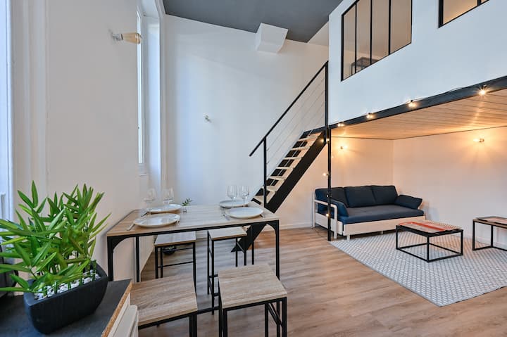 Duplex, Design Au Cœur De La Croix Rousse+ Parking - Lyon