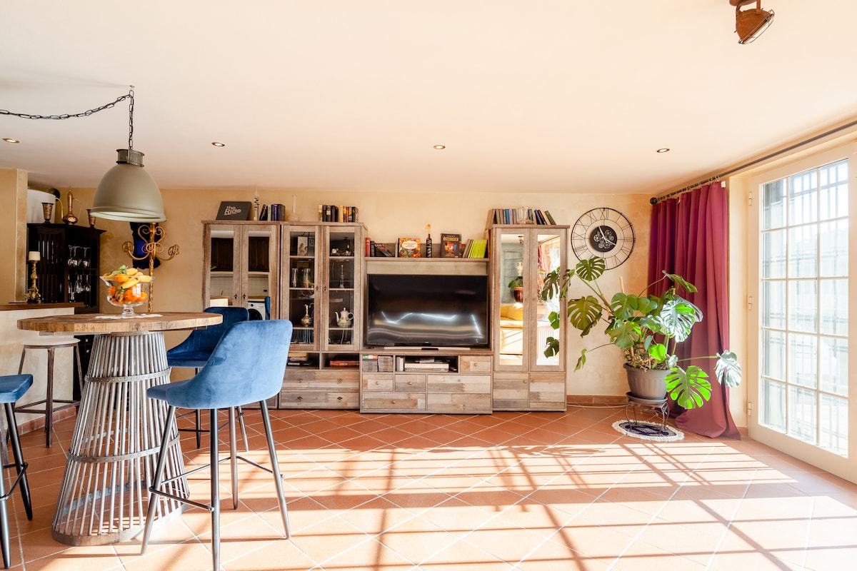 Top performing Airbnb: Luxury apartment on the Versilia coast in Massarosa