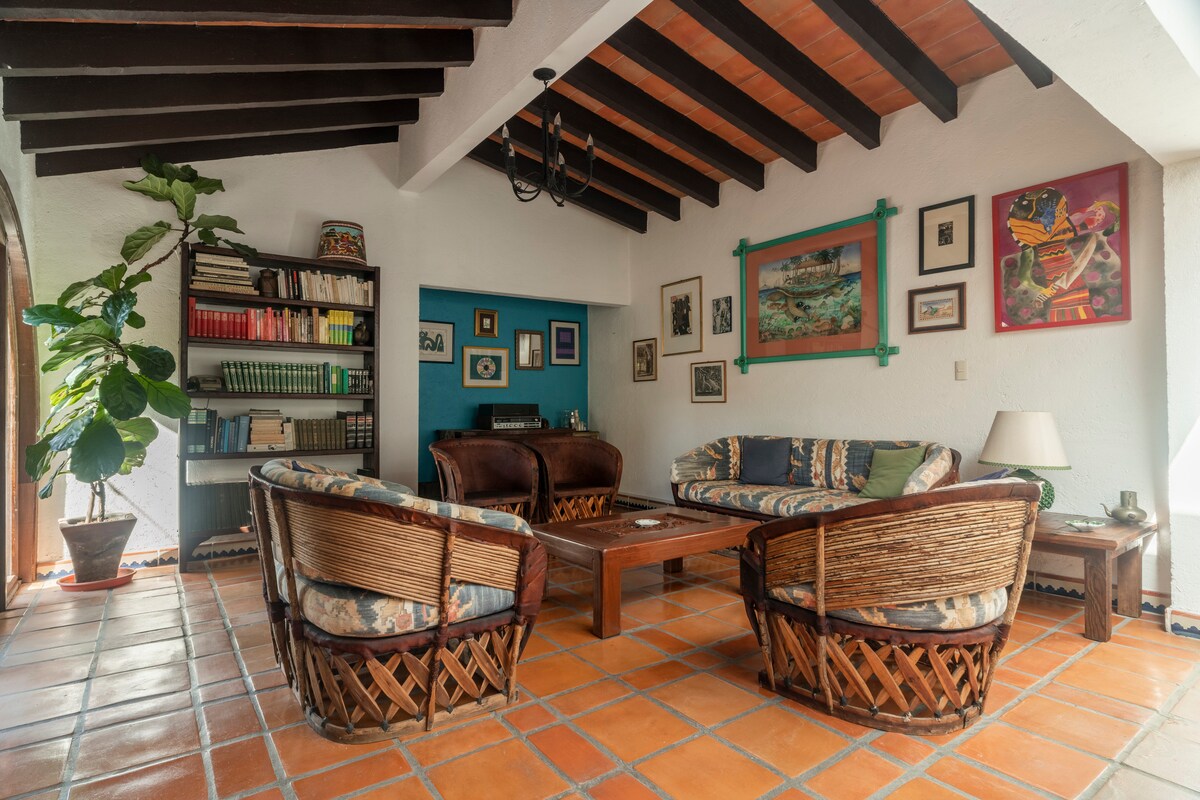 Successful Airbnb property: Villa El Fuerte - Beautiful mountain views in Tepoztlán