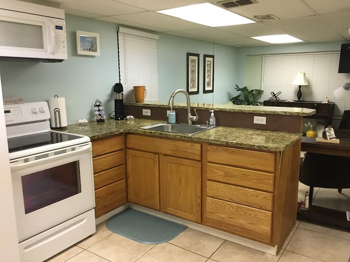 90 + Day Stay For 2, Near The Bay - Panama City, FL