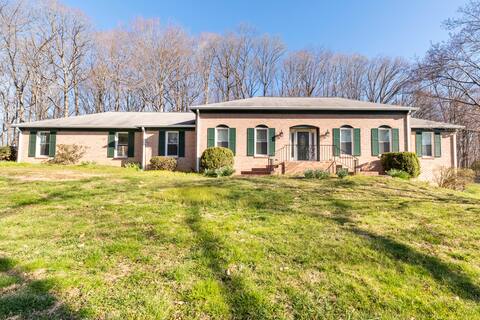 Newly updated Wooded Estate 4BR/3BA in Manassas,VA