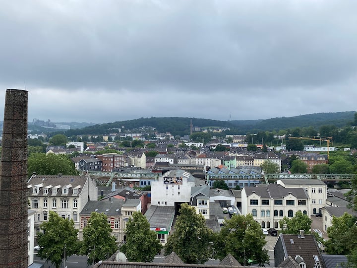 Office and living space in the heart of Wuppertal Apartments for Rent