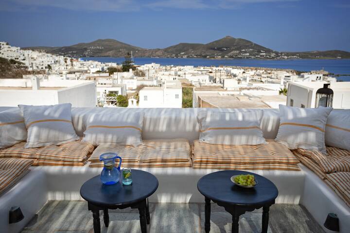 Naousa Villa with pool, garden and view gallery image 4