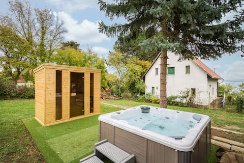 Villa Sol | Jacuzzi és Finn Szauna | Max 20 fő