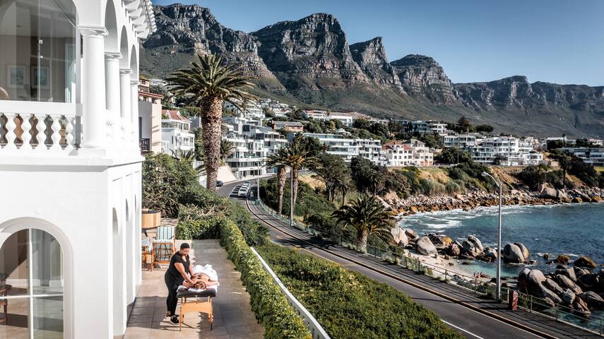 Camps Bay Luxury Villa – Bingley Place gallery image 2