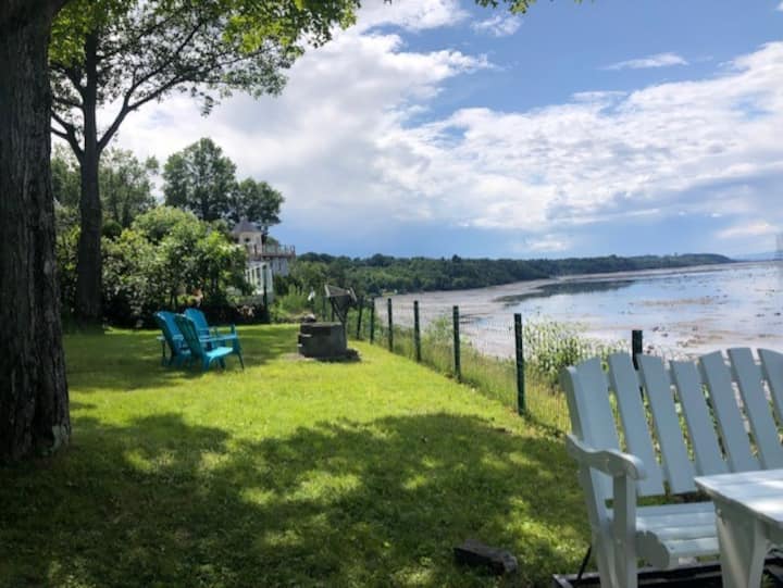 SaintLaurentIled'Orleans Holiday Rentals & Homes Quebec, Canada