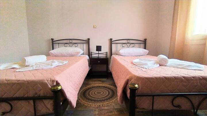 غرفة النوم 1