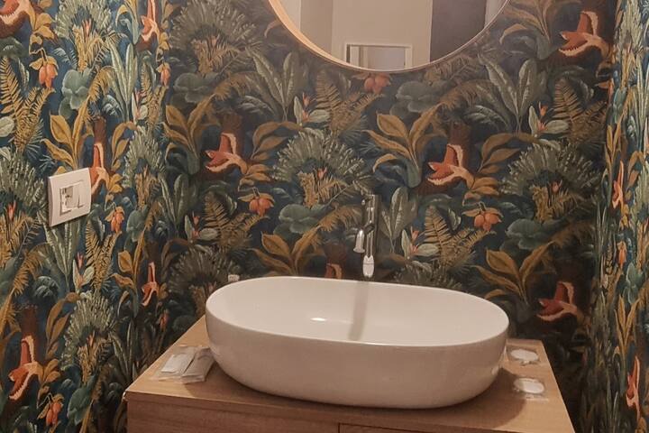 DOWNTOWN***** Erculea DUOMO ~ REAL MILANO gallery image 5