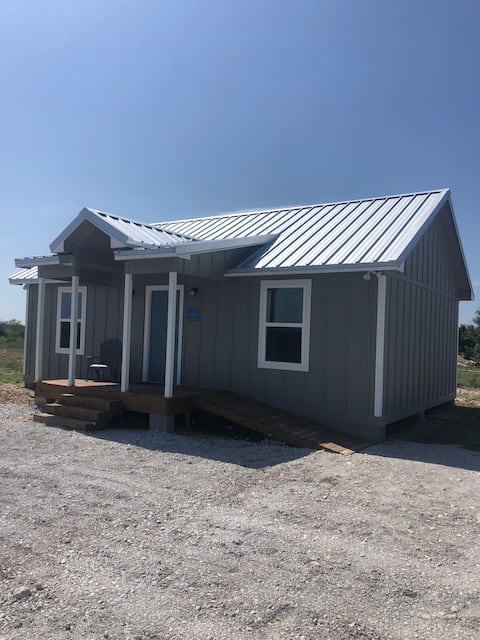 Cheerful Cabin: Sleeps 12 near Lake Whitney (SC)