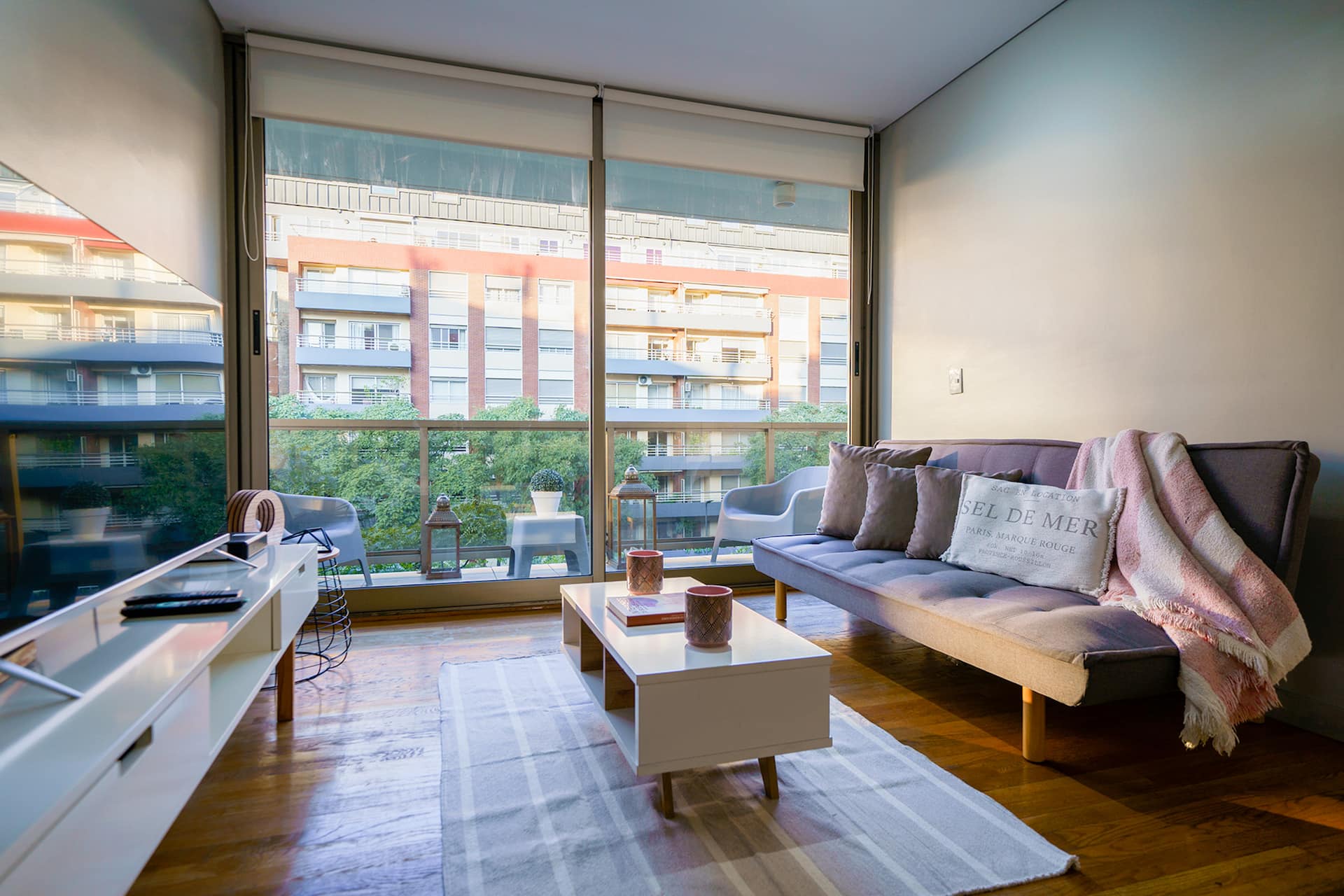 One-bedroom apartment in Puerto Madero with balcony