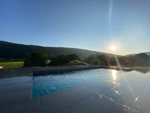 Beautiful villa with pool.