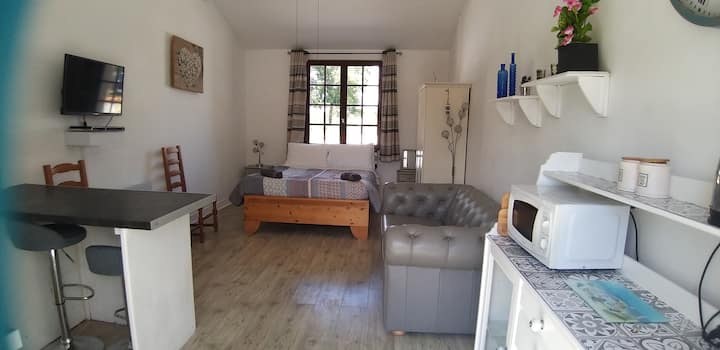 สตูดิโอ