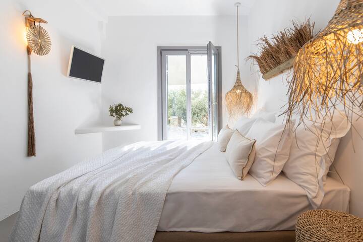 Nesea Sifnos – Villa Kymo gallery image 5