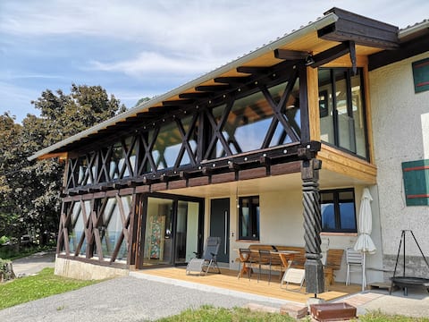 Modern 2 bedroom apartment with magnificent views