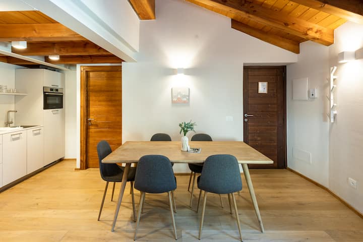 Hillside hideaway 3 in La Salle