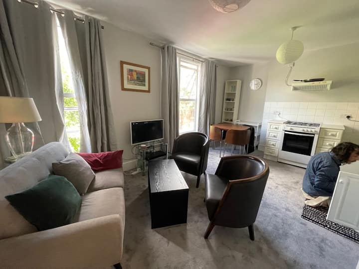 Hammersmith Holiday Rentals & Homes Hammersmith, Hammersmith, United