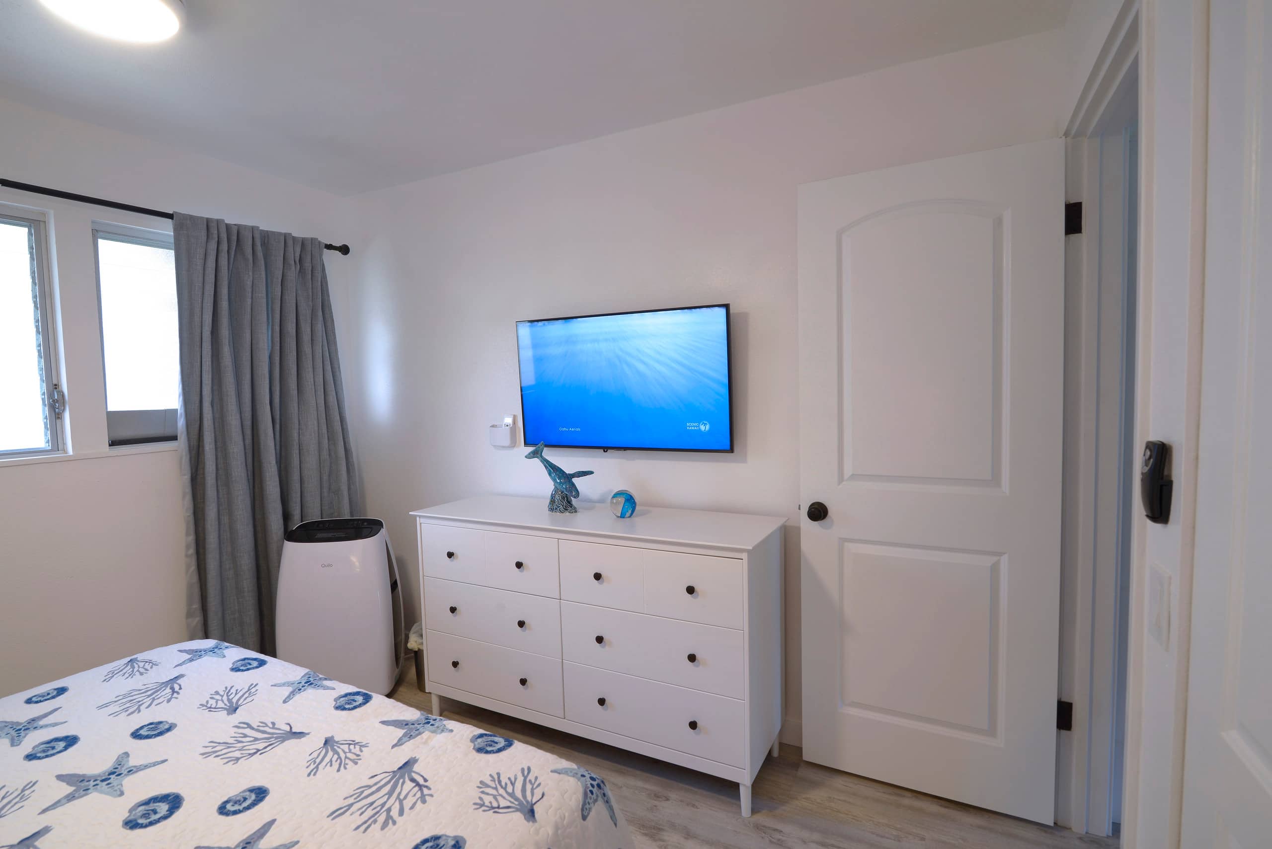 Condo in Kailua-Kona · ★4.93 · 1 bedroom · 2 beds · 1 private bath - Image 10