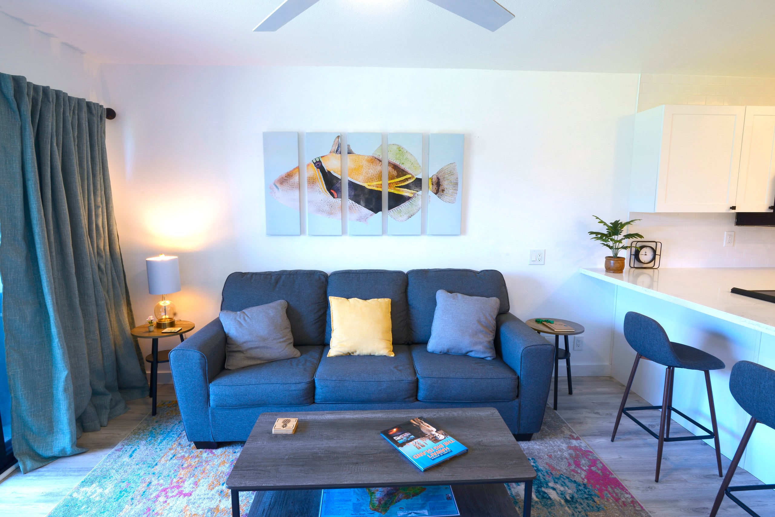 Condo in Kailua-Kona · ★4.93 · 1 bedroom · 2 beds · 1 private bath - Image 3