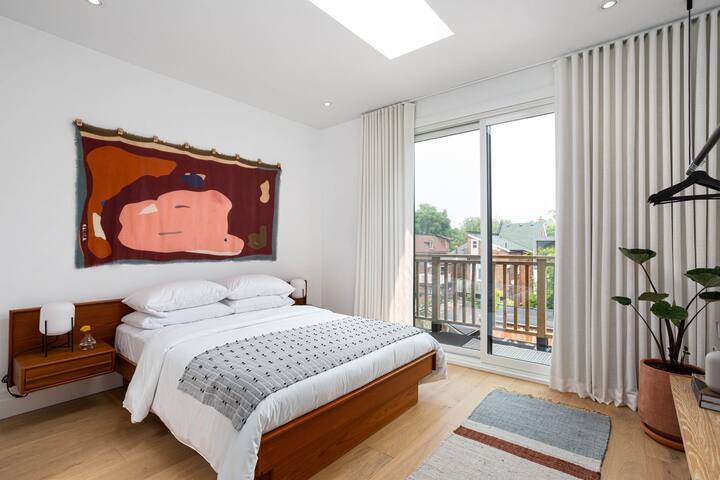 Revival House-Cozy Townhome with Patio, EV Charger gallery image 2