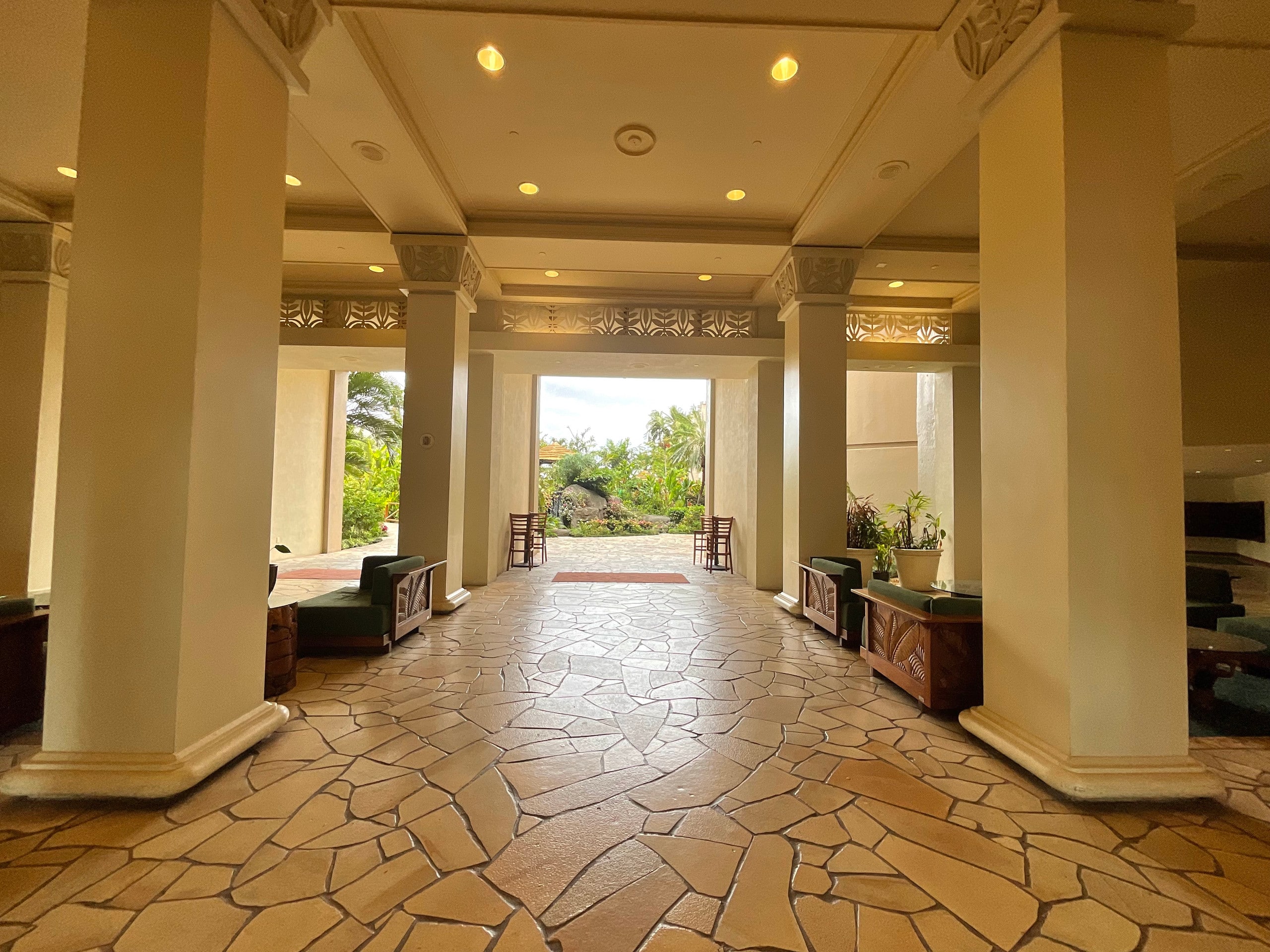 Condo in Lahaina · ★4.95 · 2 bedrooms · 4 beds · 2 baths - Image 40