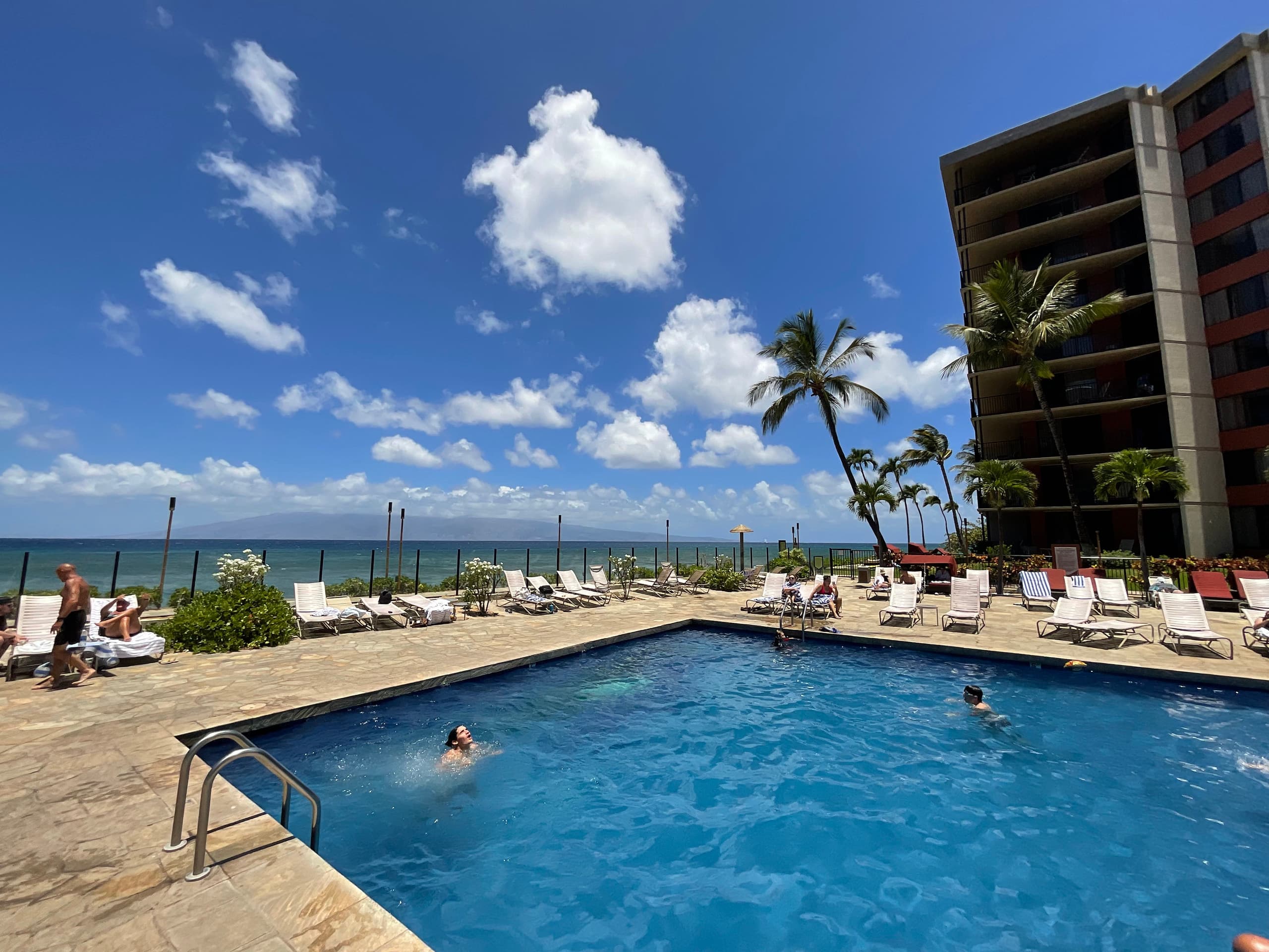 Condo in Lahaina · ★4.95 · 2 bedrooms · 4 beds · 2 baths - Image 36