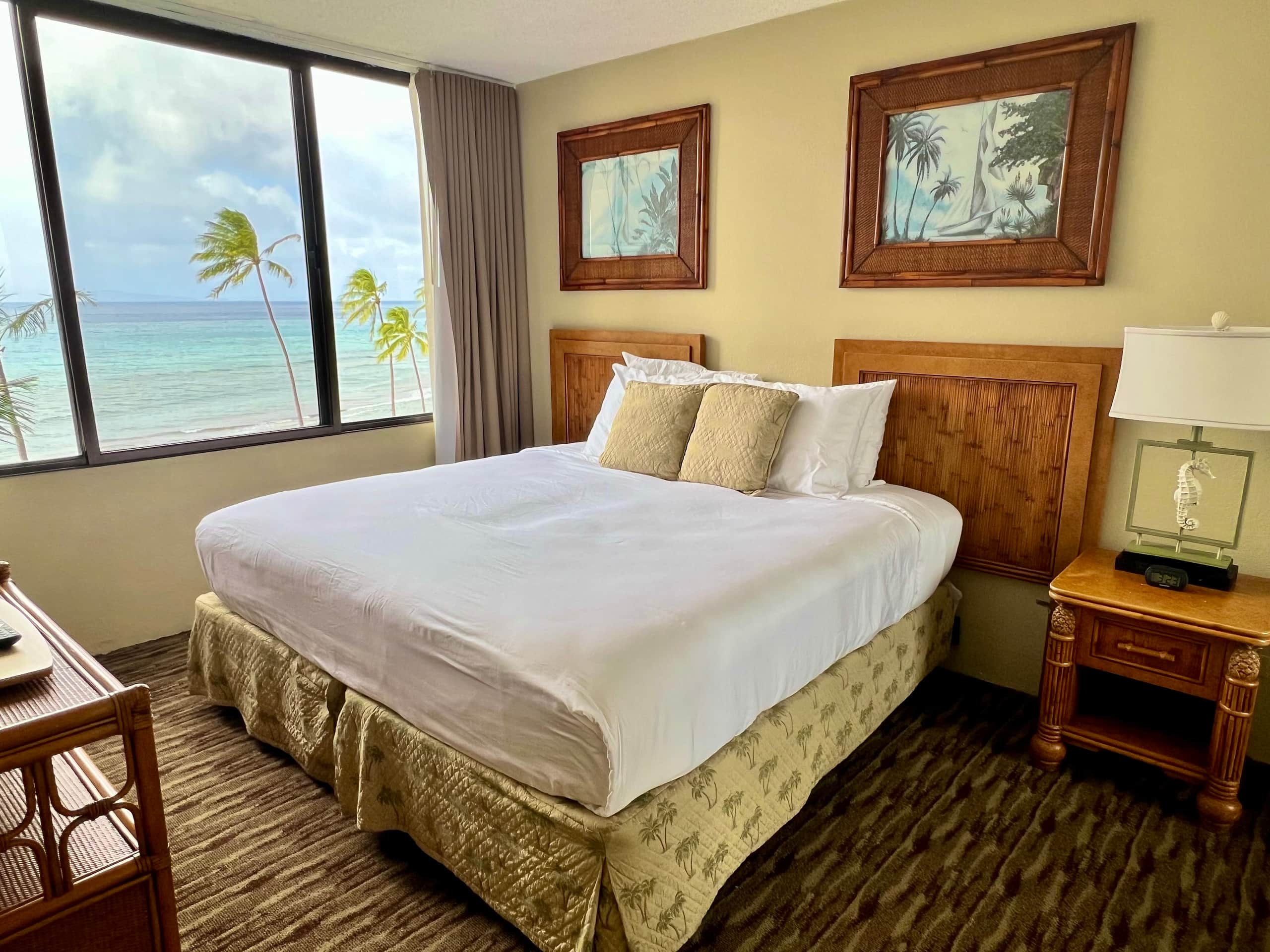 Condo in Lahaina · ★4.95 · 2 bedrooms · 4 beds · 2 baths - Image 14