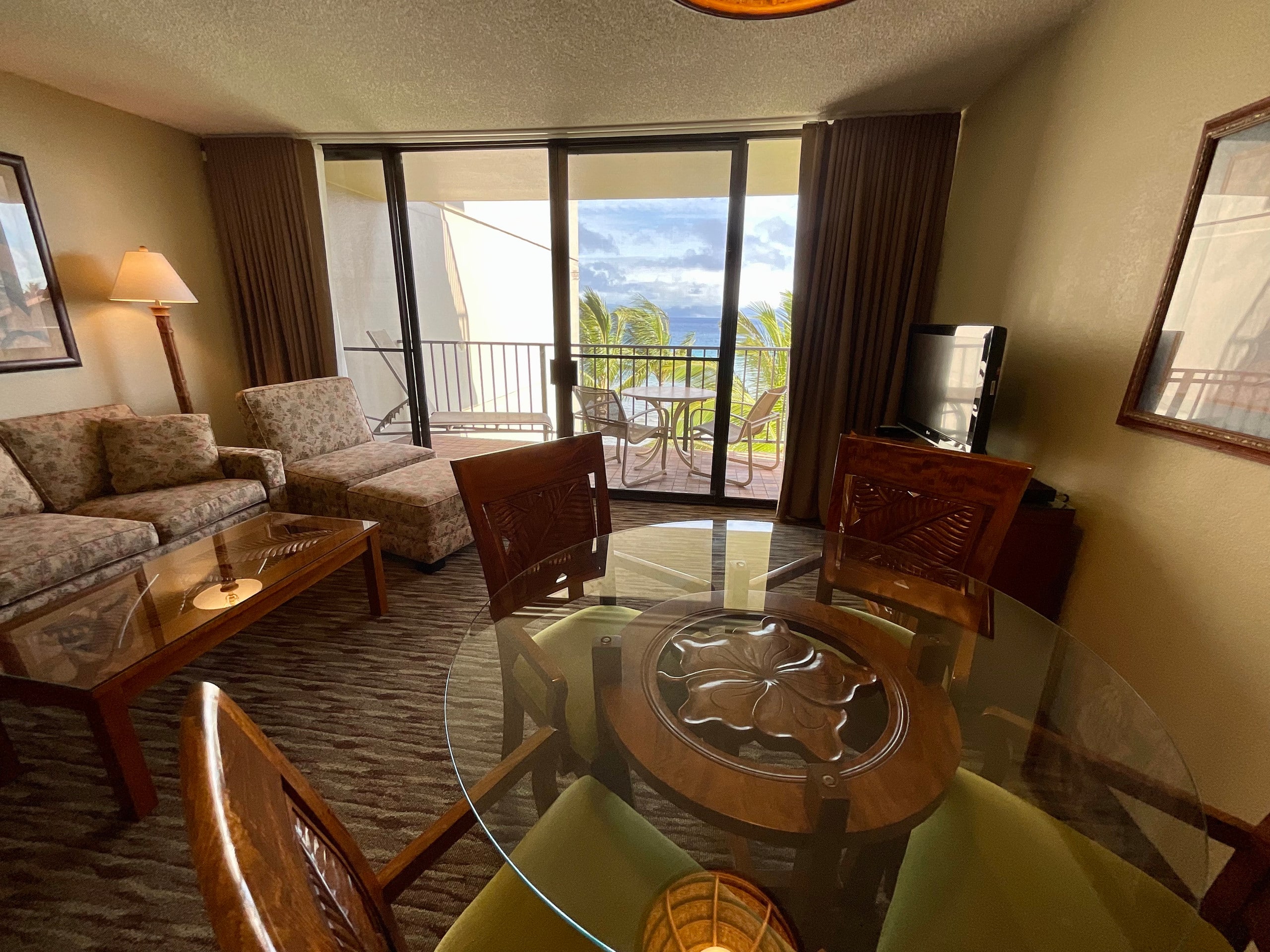Condo in Lahaina · ★4.95 · 2 bedrooms · 4 beds · 2 baths - Image 2