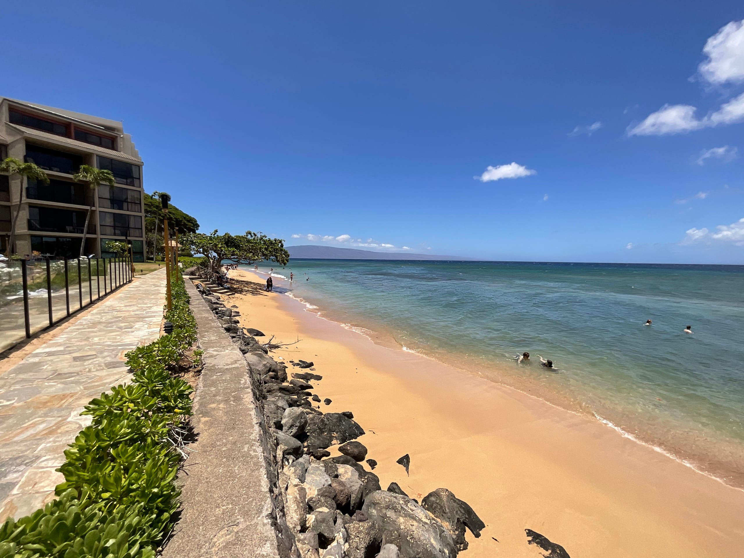 Condo in Lahaina · ★4.95 · 2 bedrooms · 4 beds · 2 baths - Image 21