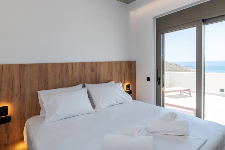 Blue Gres Villa | Sea View Villa in Tinos gallery image 3