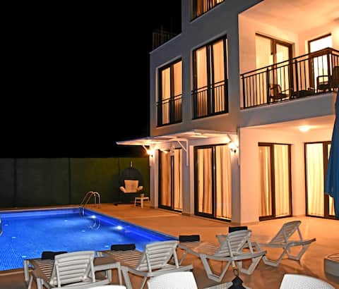 Villa Myra Turk hamami whirlpool sauna ozel havuz