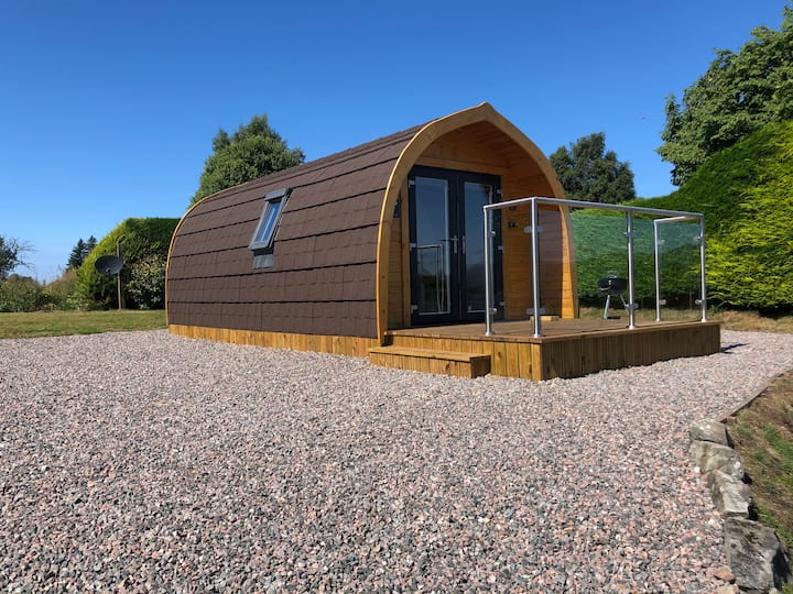 Luxury Glamping Pod,  Burnbank, Acharacle.
PH364JL