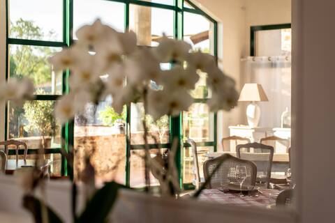 Escale au Salagou, Gîte, 20 berths