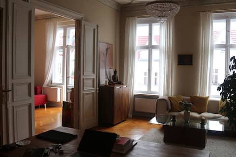 Top Airbnb: With style in Berlin in Charlottenburg