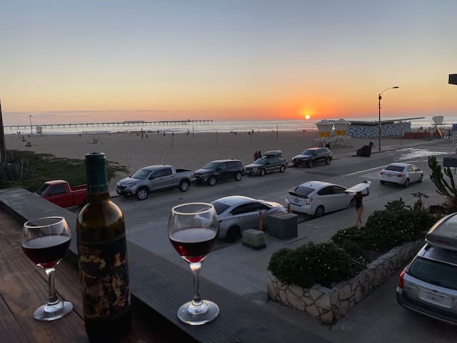 Beach Front Across From Sand 3 BR 2 BA + 2 Parking