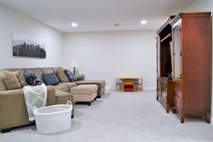 Clear Creek House | No Cleaning Fee | 5 Bd 5 Bth - Golden, CO