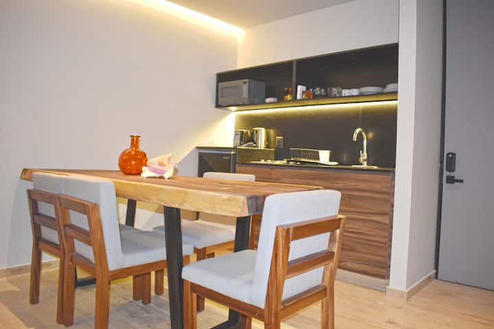 Luxury Loft W/ Balcony Near 5th Ave. - Playa del Carmen
