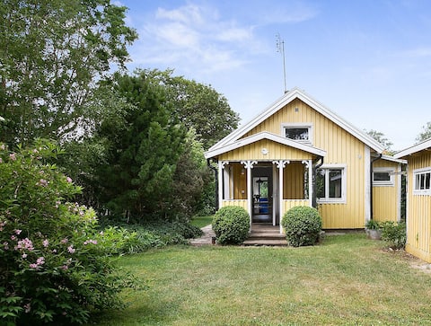 Cute house near the sea with everything you need
