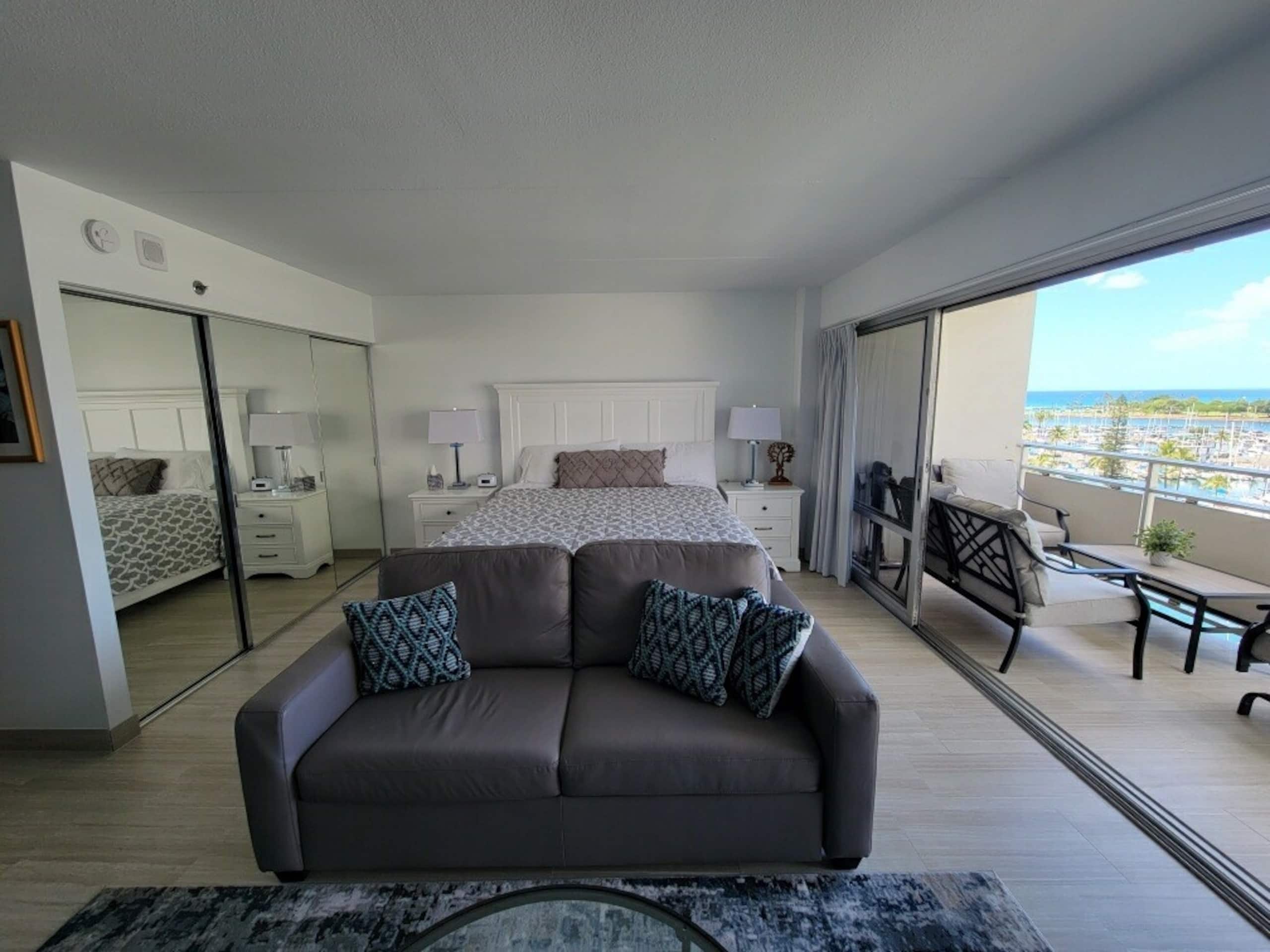 Condo in Honolulu · ★4.96 · 1 bedroom · 2 beds · 1 bath - Image 1