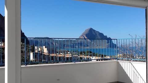 Proprietà Airbnb di successo: Panoramic Apartment a San Vito Lo Capo