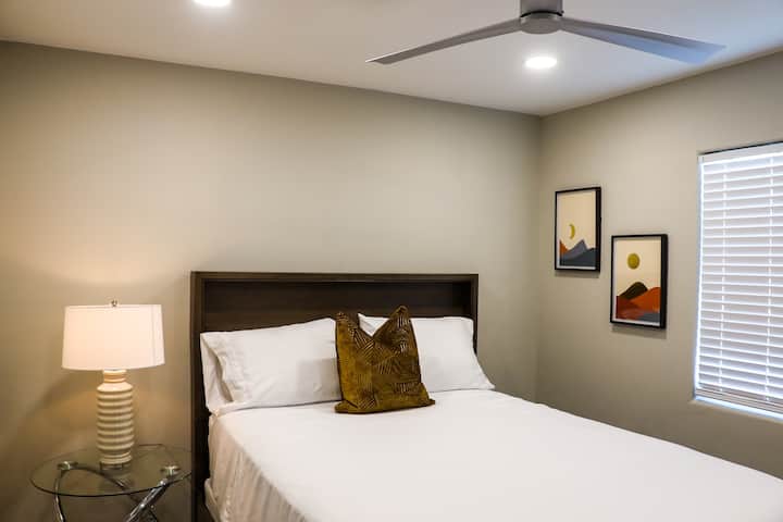 เตียงควีนไซส์