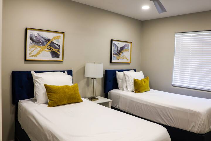 เตียงแฝดขนาด XL 2 เตียง