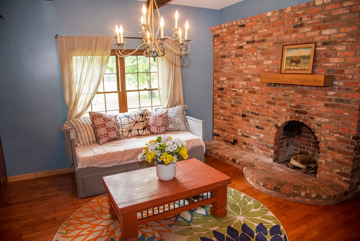 The Daybed in the Melissa can sleep one as a single or two as a king.